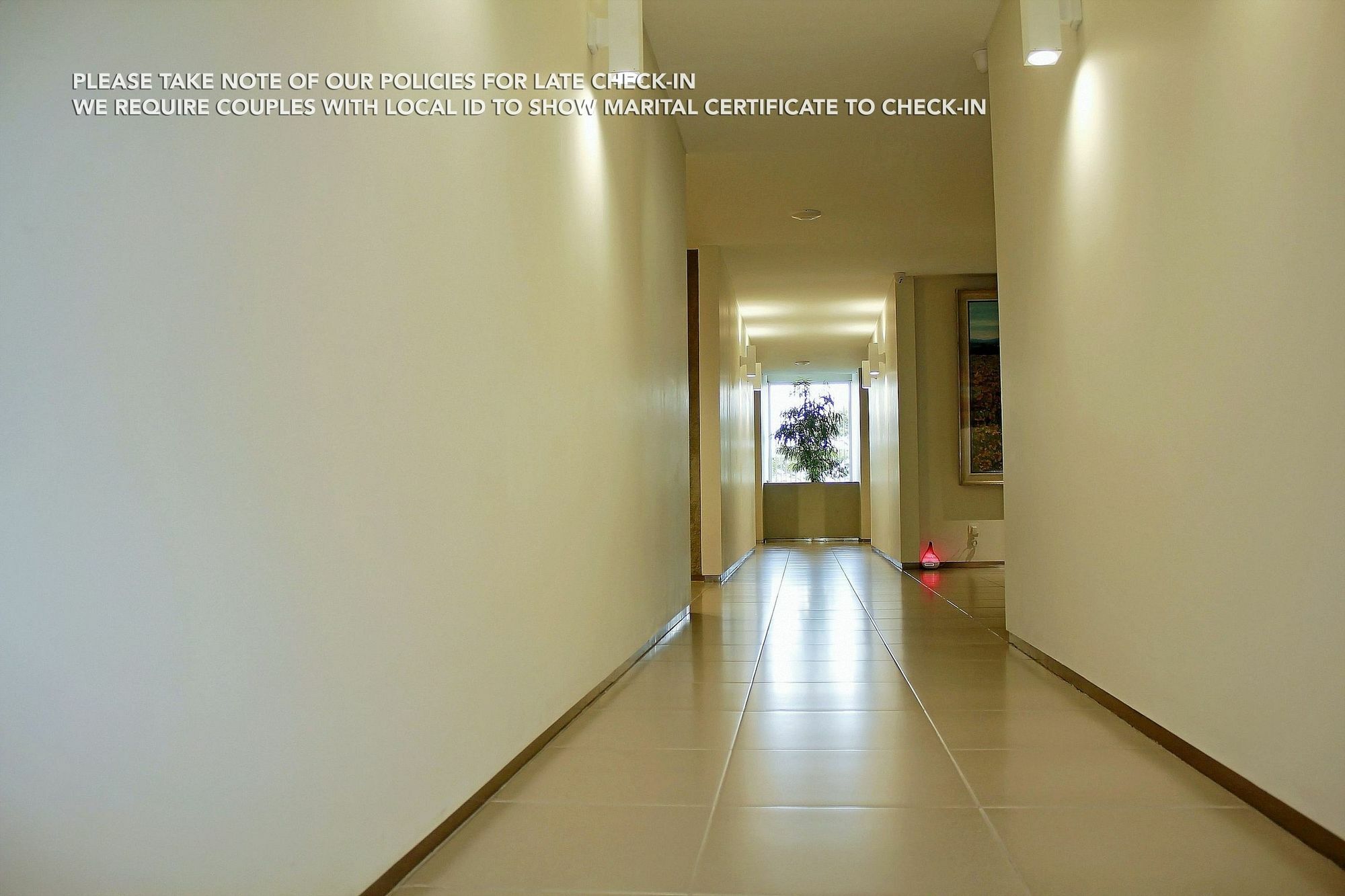 Zen Rooms Patra Kuningan Syariah Jakarta Exterior photo
