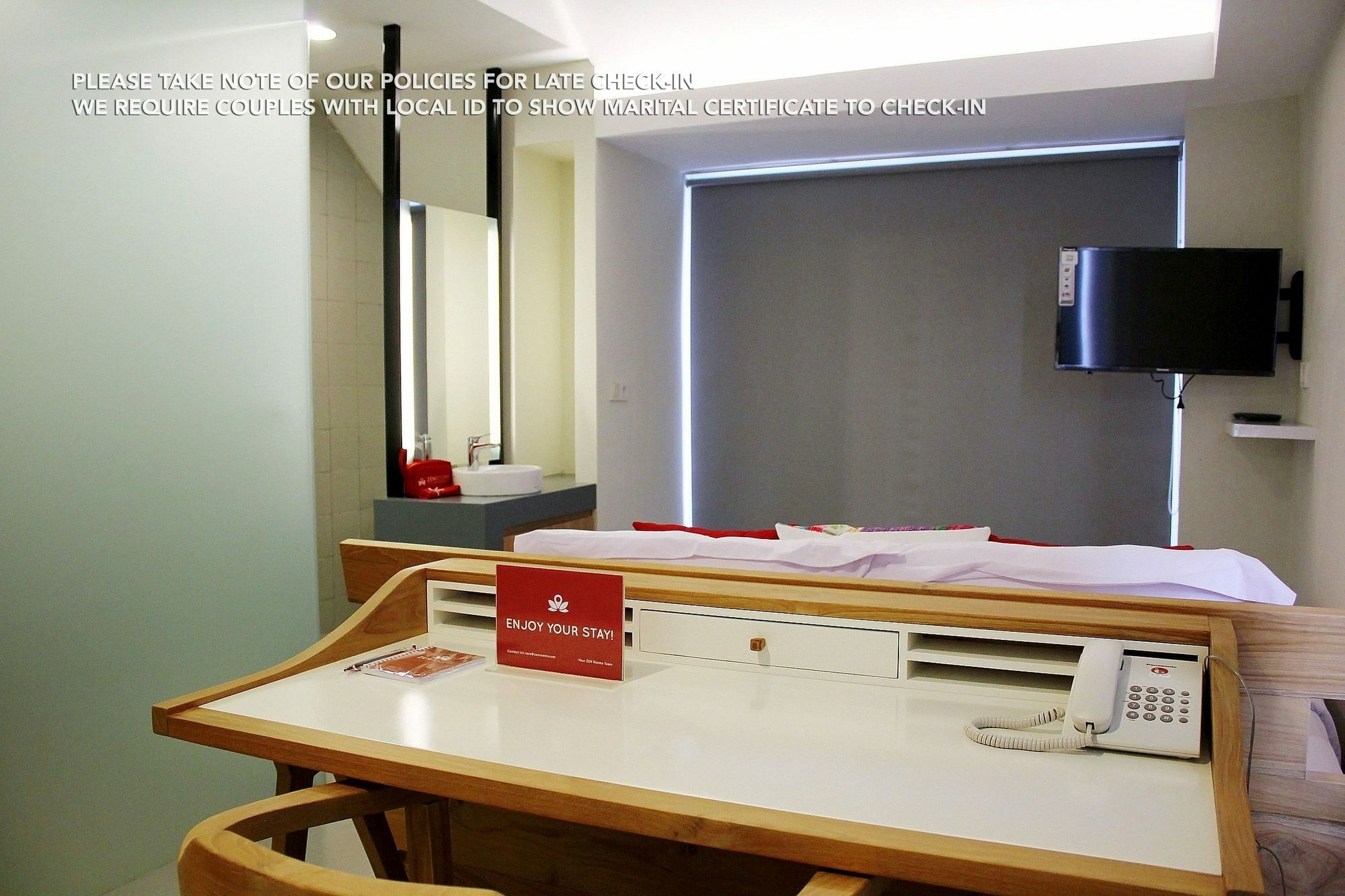 Zen Rooms Patra Kuningan Syariah Jakarta Exterior photo